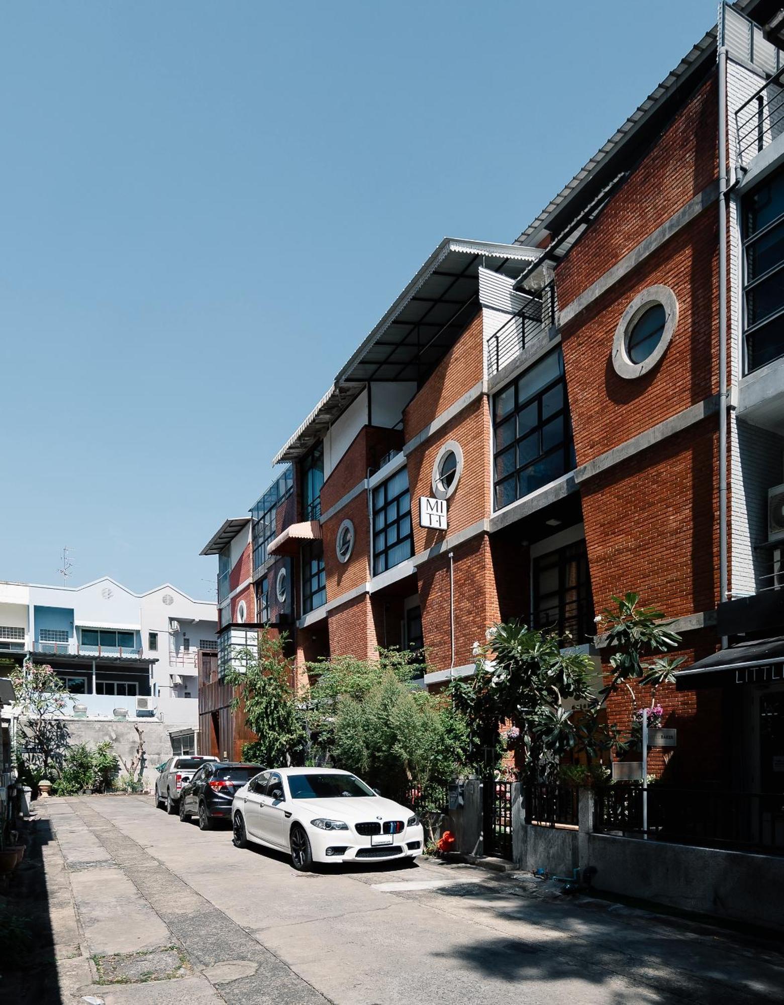 Mitt Haus Otel Bangkok Dış mekan fotoğraf