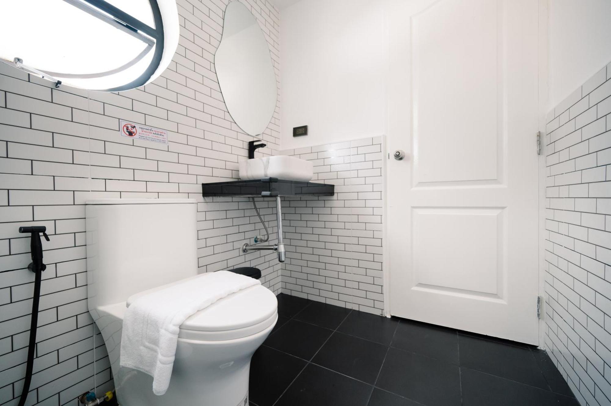 Mitt Haus Otel Bangkok Dış mekan fotoğraf