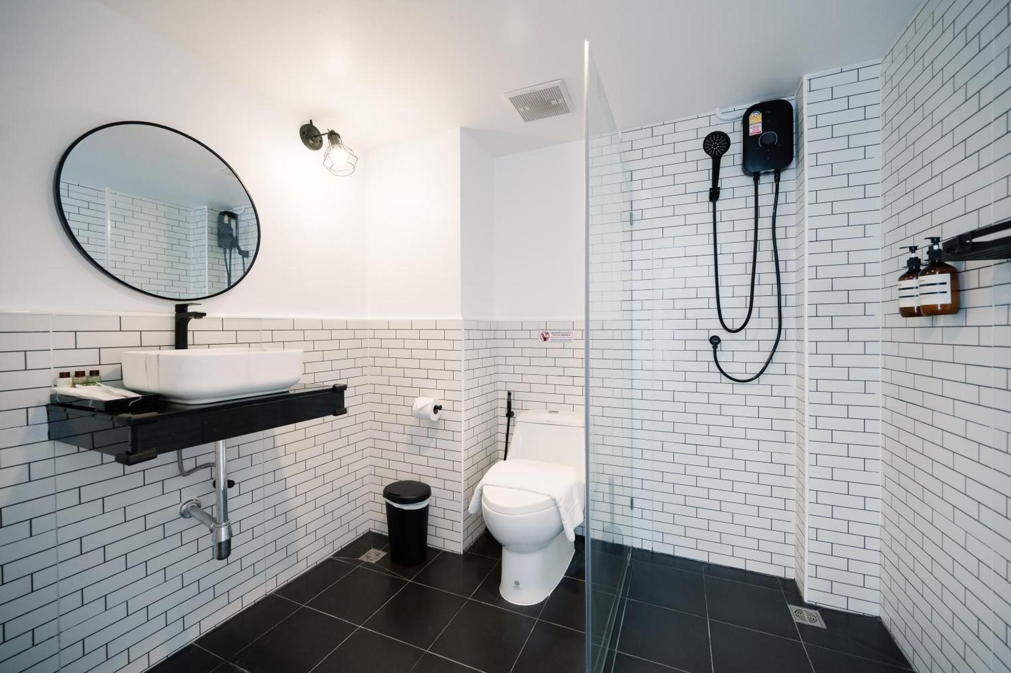 Mitt Haus Otel Bangkok Dış mekan fotoğraf